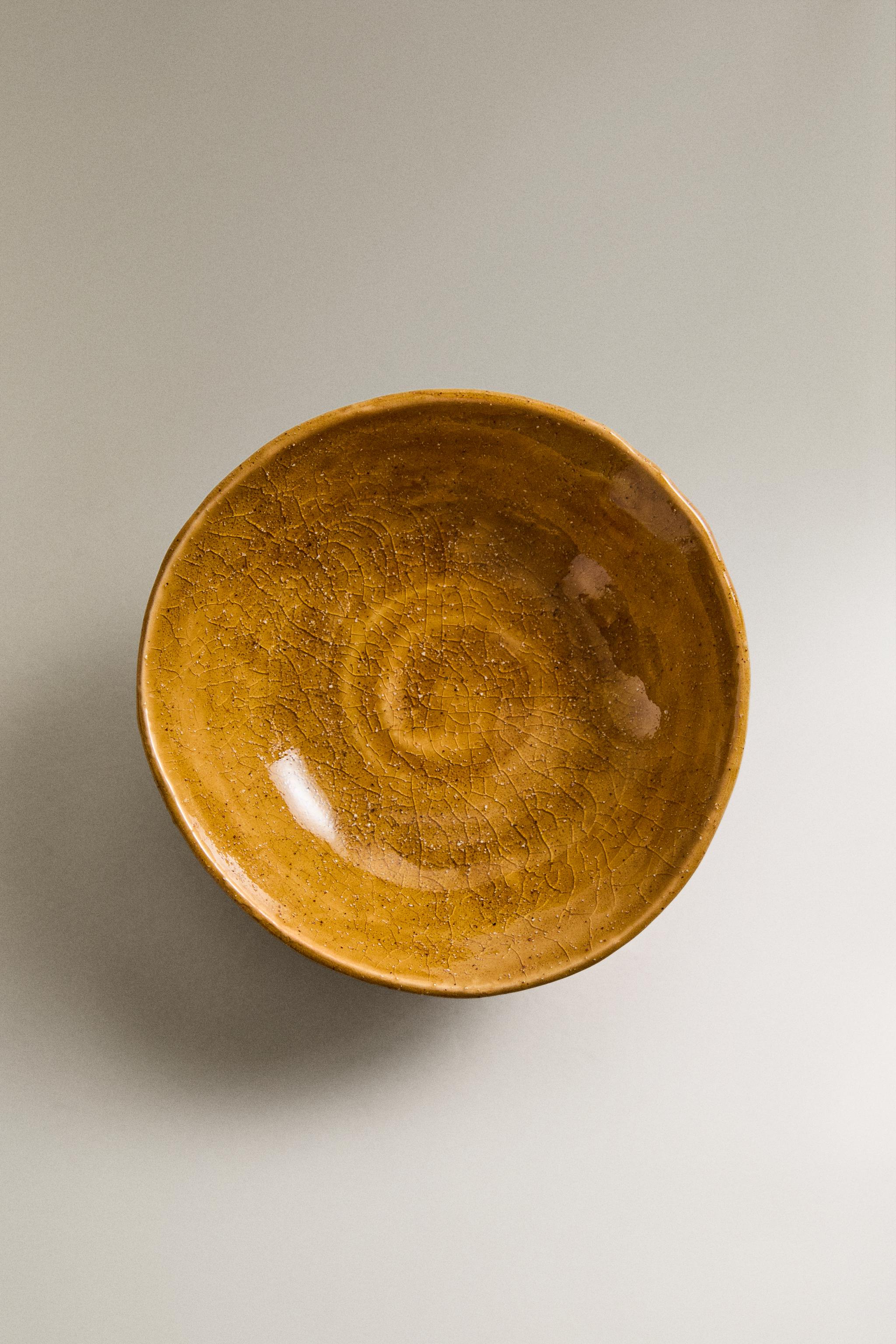 DECORATIVE CERAMIC BOWL